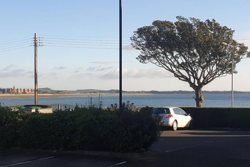 Seafront Apartment, Ground Floor, Free Parking Newcastle  Eksteriør billede
